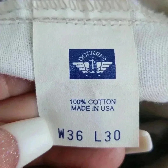 Dockers Classic Fit Khaki W36 - Picture 4 of 9